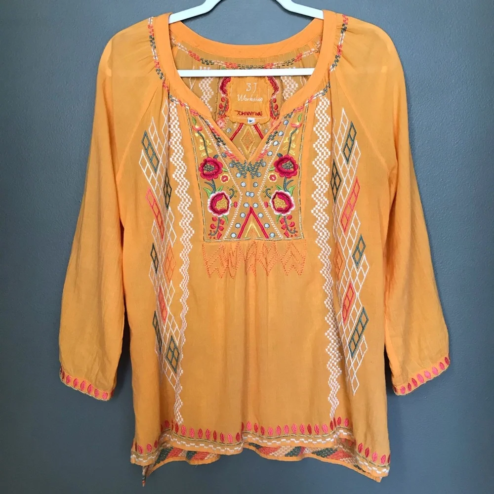 Johnny Was ‘George’ Peasant Top - Picture 2 of 10